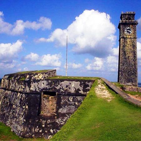 Hasara Hotel Galle Buitenkant foto