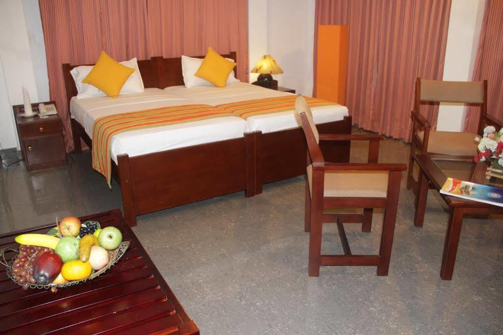Hasara Hotel Galle Buitenkant foto